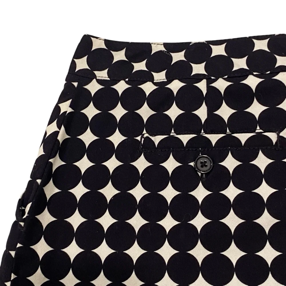 Larry Levine Stretch Black & White Geometric Print Skirt - New - Size 10